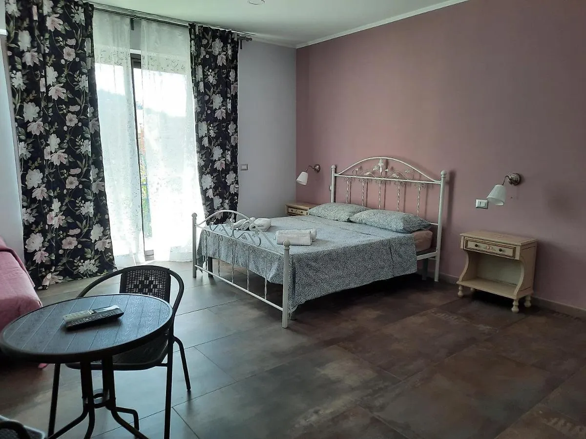 Taorbay Bed & Breakfast Giardini Naxos 0*,  Italy